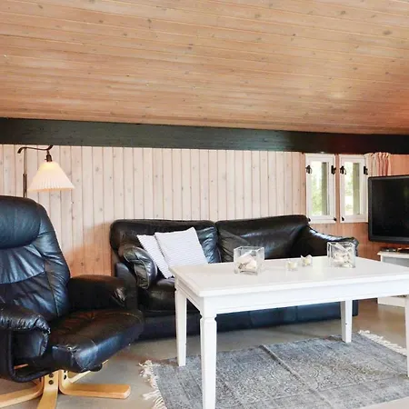 Holiday home Brombaervaenget Xii